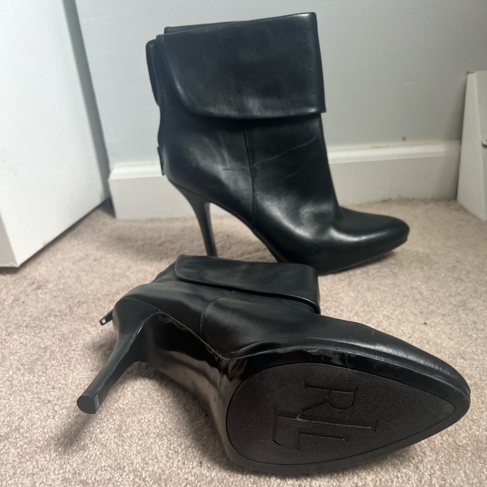 Ralph Lauren Black Ankle Booties Sleek Leather Design